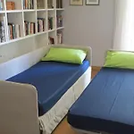 Nea Parthenope Apartment