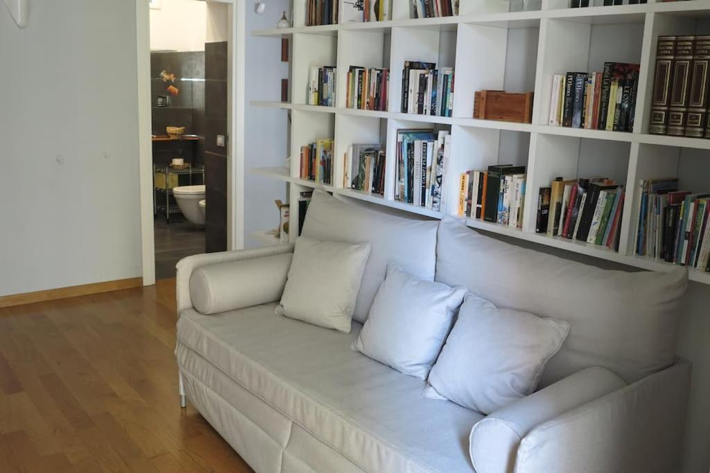 Nea Parthenope Apartment *